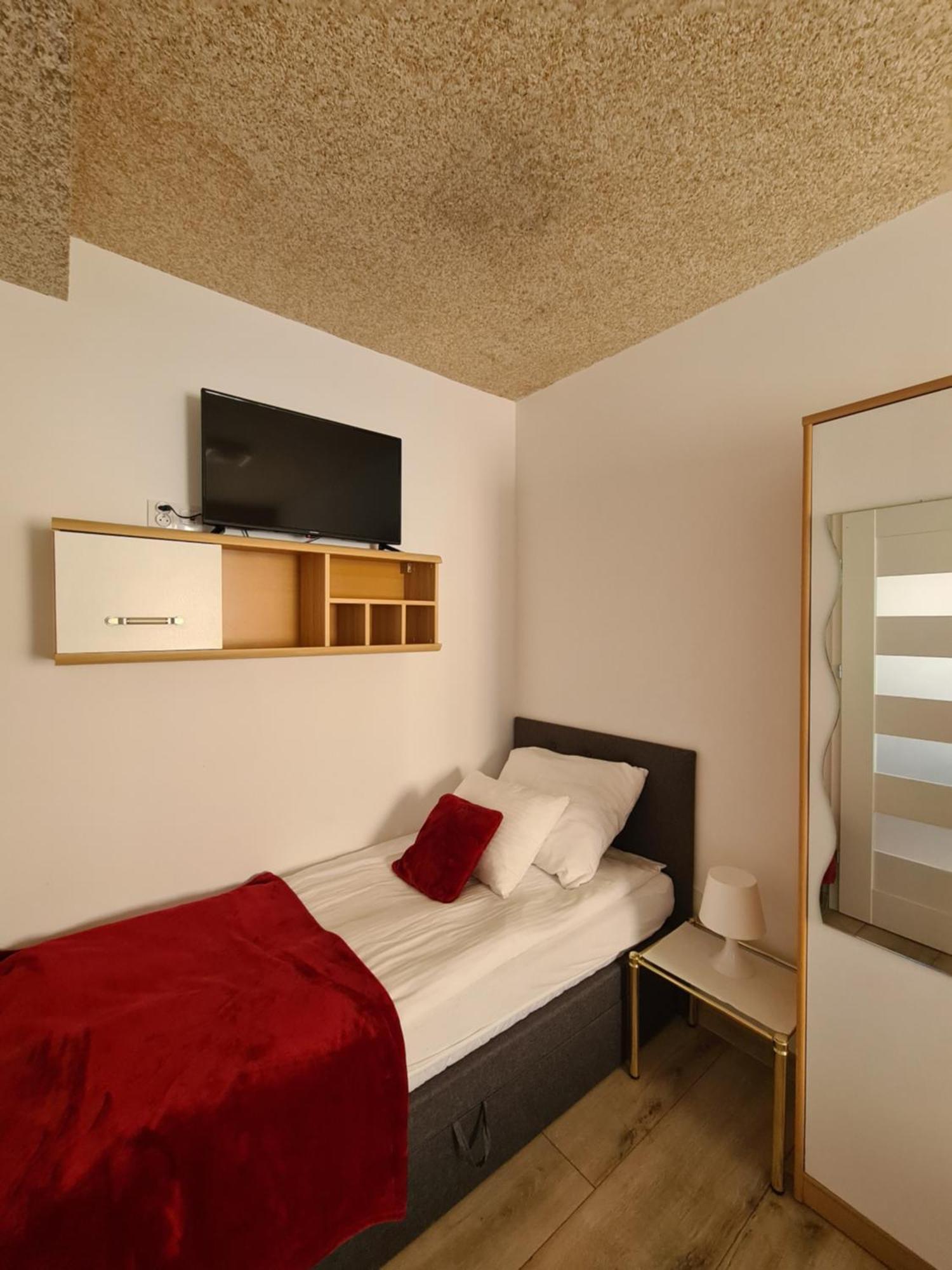 Apartamenty Katarina Устшики-Дольне Экстерьер фото